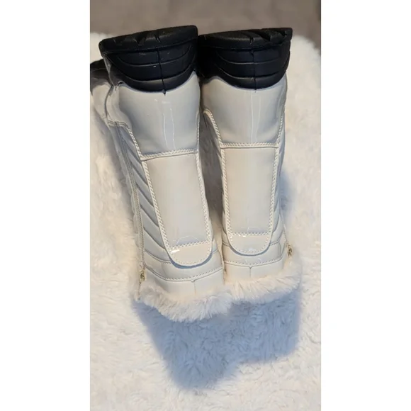 Women's Easy Works by Easy Street Winter White Waterproof Boots Size 10 - Picture 7 of 13